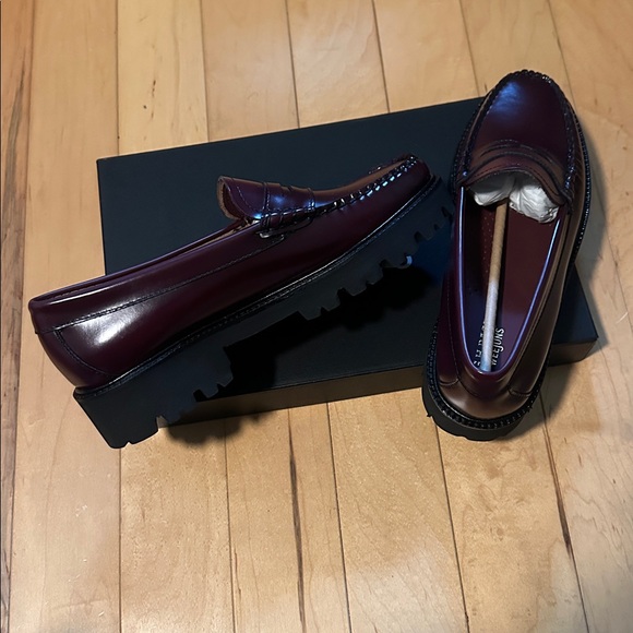 Women’s Whitney super lug Loafers - Picture 6 of 6